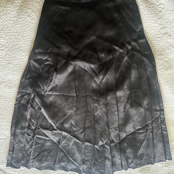 Vintage Saks Fifth Avenue black silk pleated skirt  NWT - Picture 5 of 5